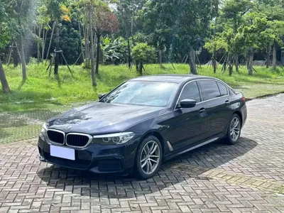 BMW 5 Series 2020, 169000 км, за 16774.25 USD