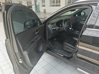 Cadillac XT4 2022, 77600 км, за 15316.64 USD - фото 6