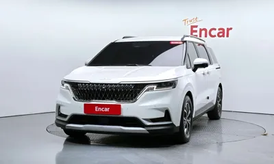 Kia Canival 2023, 50088 км, за 17517.2 USD
