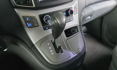 Hyundai Starex 2019, 113087 км, за 10307.23 USD - фото 9
