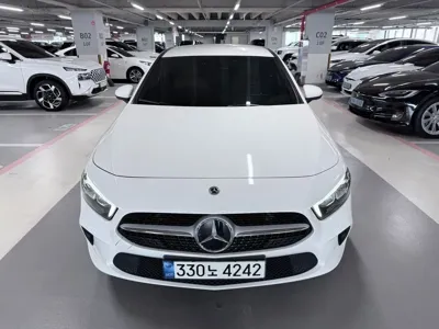 Mercedes-Benz A-Class 2021, 42100 км, за 15895.77 USD