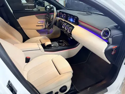 Mercedes-Benz A-Class 2021, 42100 км, за 15895.77 USD - фото 8