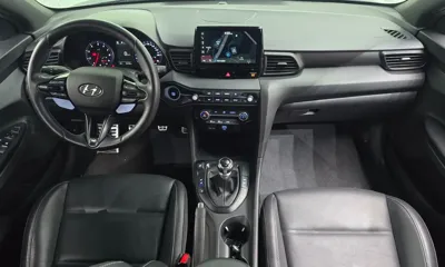 Hyundai Veloster 2021, 33145 км, за 65636.08 USD - фото 7