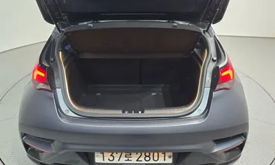 Hyundai Veloster 2021, 33145 км, за 65636.08 USD - фото 20