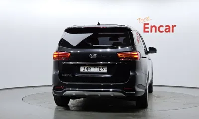 Kia Canival 2019, 140471 км, за 7925.71 USD