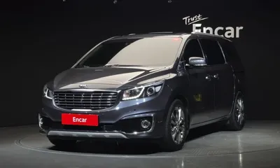 Kia Canival · 2017 год