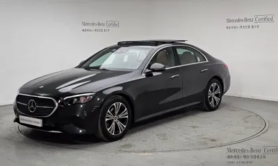 Mercedes-Benz E-Class · 2025 год