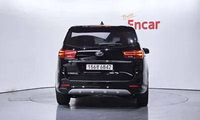 Kia Canival 2019, 119529 км, за 9524.43 USD