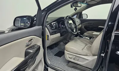 Kia Canival 2019, 119529 км, за 9524.43 USD - фото 10