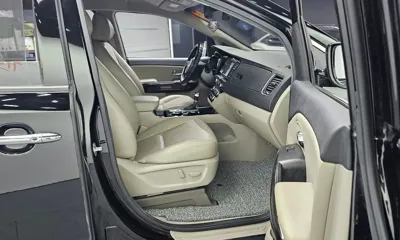 Kia Canival 2019, 119529 км, за 9524.43 USD - фото 11