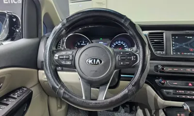 Kia Canival 2019, 119529 км, за 9524.43 USD - фото 13