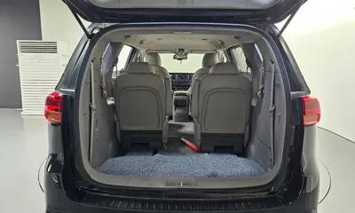 Kia Canival 2019, 119529 км, за 9524.43 USD - фото 20