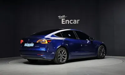 Tesla Model 3 2021, 60491 км, за 19627.15 USD
