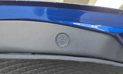 Tesla Model 3 2021, 60491 км, за 19478.84 USD - фото 28
