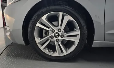 Hyundai Avante 2018, 59728 км, за 7676.3 USD