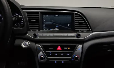 Hyundai Avante 2018, 59728 км, за 7670.8 USD - фото 13