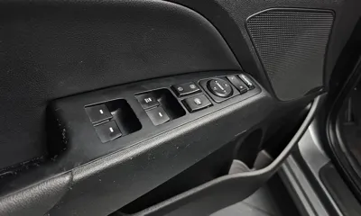 Hyundai Avante 2018, 59728 км, за 7670.8 USD - фото 16