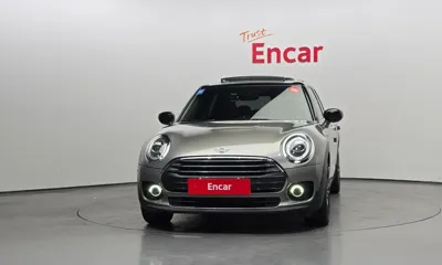 MINI Clubman 2021, 69656 км, за 10774.73 USD