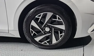 Hyundai Grandeur 2021, 142288 км, за 14113.17 USD