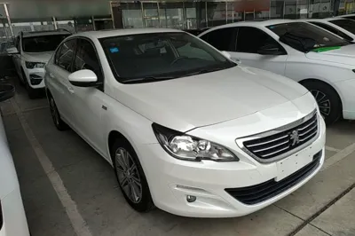 Peugeot 408 2015, 122899 км, за 5271 USD