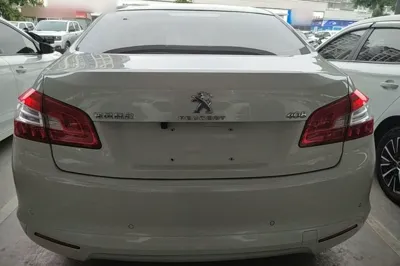 Peugeot 408 2015, 122899 км, за 5271 USD