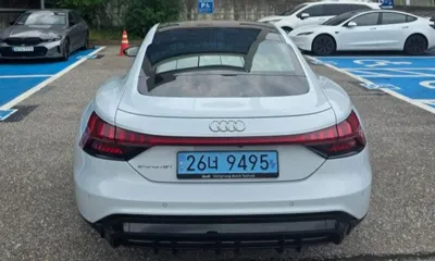 Audi e-tron GT 2023, 23000 км, за 61055.41 USD