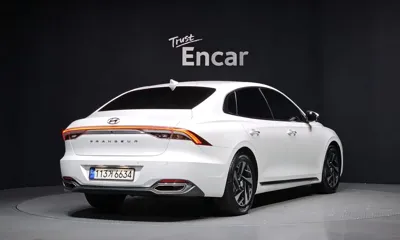 Hyundai Grandeur 2022, 100943 км, за 14955.78 USD