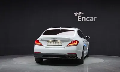 Genesis G70 2018, 161082 км, за 8714.9 USD