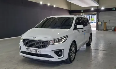 Kia Canival 2019, 209000 км, за 6188.93 USD