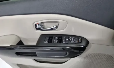 Kia Canival 2019, 209000 км, за 6188.93 USD - фото 17