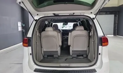 Kia Canival 2019, 209000 км, за 6188.93 USD - фото 18