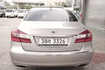 Hyundai Genesis 2012, 145233 км, за 3229.15 USD - фото 4