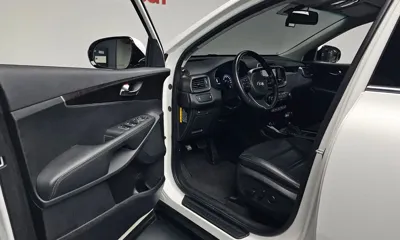 Kia Sorento 2016, 115550 км, за 8205.33 USD - фото 10