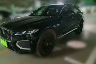 Jaguar F-Pace · 2021 год