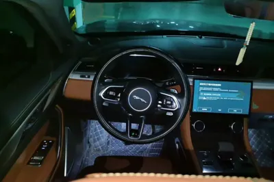 Jaguar F-Pace 2021, 29400 км, за 26044 USD - фото 9