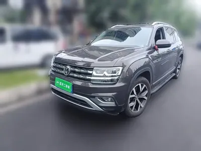 Volkswagen Teramont 2017, 166300 км, за 12266.34 USD