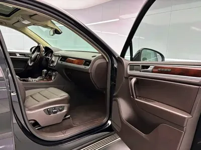 Volkswagen Touareg 2014, 97000 км, за 9370.99 USD - фото 14