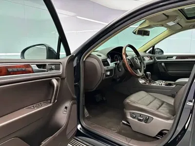 Volkswagen Touareg 2014, 97000 км, за 9370.99 USD - фото 18