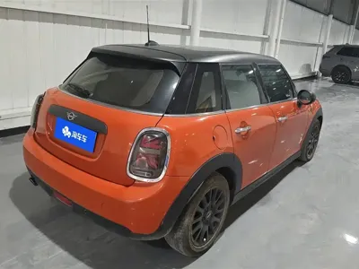 MINI MINI 2019, 90100 км, за 11606.07 USD