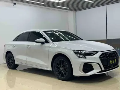 Audi A3 2023, 38000 км, за 14239.55 USD
