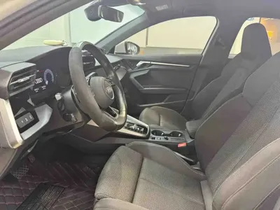 Audi A3 2023, 38000 км, за 14239.55 USD
