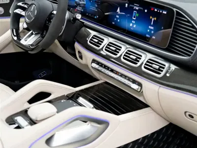 Mercedes-Benz GLS AMG 2025, 6400 км, за 248376.58 USD - фото 15