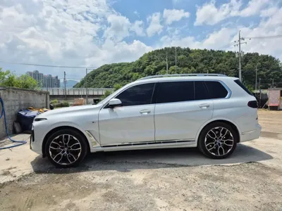 BMW X7 2024, 48000 км, за 65642.64 USD - фото 11