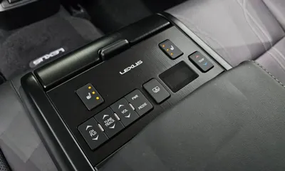 Lexus ES 2019, 79987 км, за 24615.99 USD - фото 19
