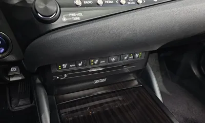 Lexus ES 2019, 79987 км, за 24615.99 USD - фото 27