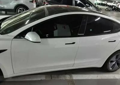 Tesla Model 3 2022, 85627 км, за 3938.56 USD