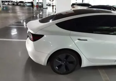 Tesla Model 3 2022, 85627 км, за 3938.56 USD - фото 6