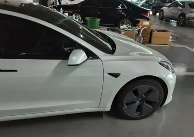 Tesla Model 3 2022, 85627 км, за 3938.56 USD - фото 8