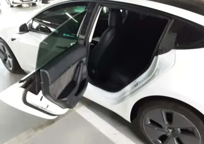 Tesla Model 3 2022, 85627 км, за 3938.56 USD - фото 11
