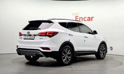 Hyundai Santafe 2017, 77787 км, за 9518.18 USD